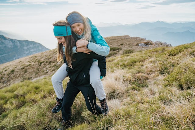 Fare delle passeggiate da soli è molto meno divertente che in due o in gruppo.