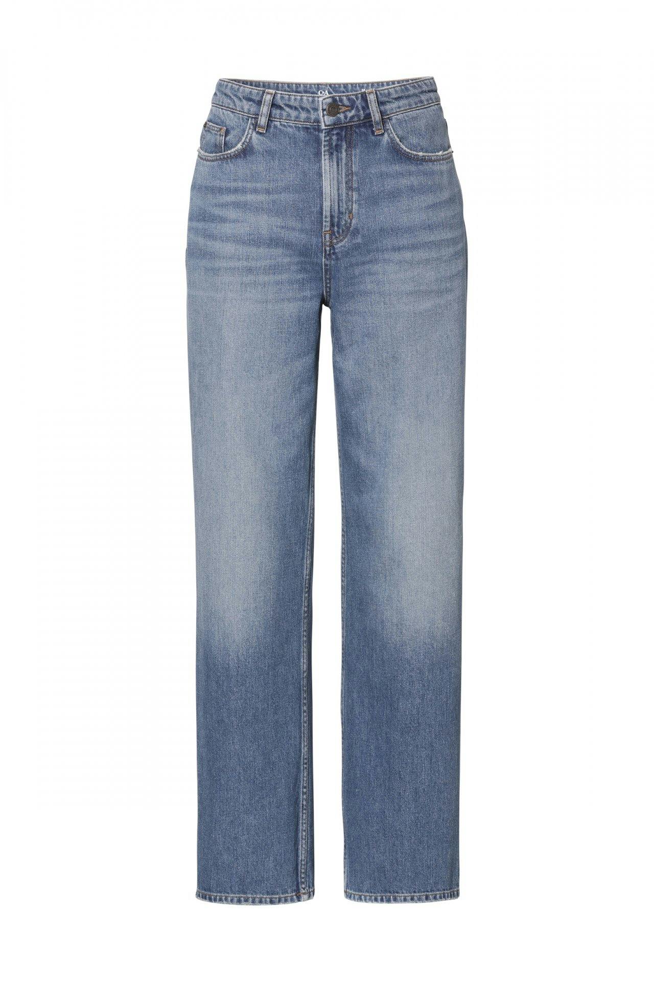 Avec sa coupe décontractée confortable, ce jeans Relaxed-Fit est un complément idéal à toute garde-robe masculine: Relaxed ripped Denim, 49.95 francs...