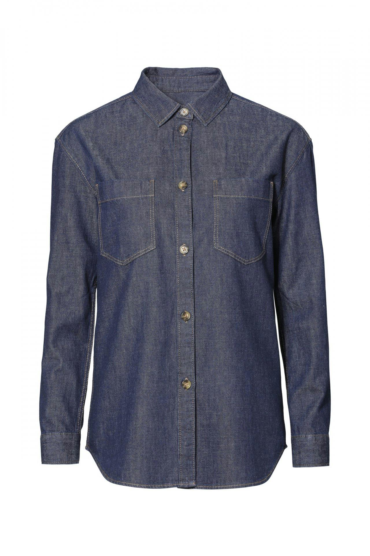 Cette chemise peut aussi être portée ouverte sur un t-shirt et offre ainsi une multitude de possibilités de style: chemise en jeans, 39.95 francs sur