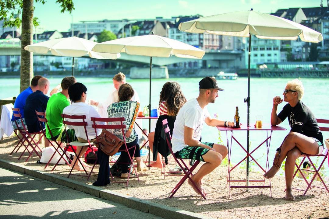 Buvette am Rhein in Basel