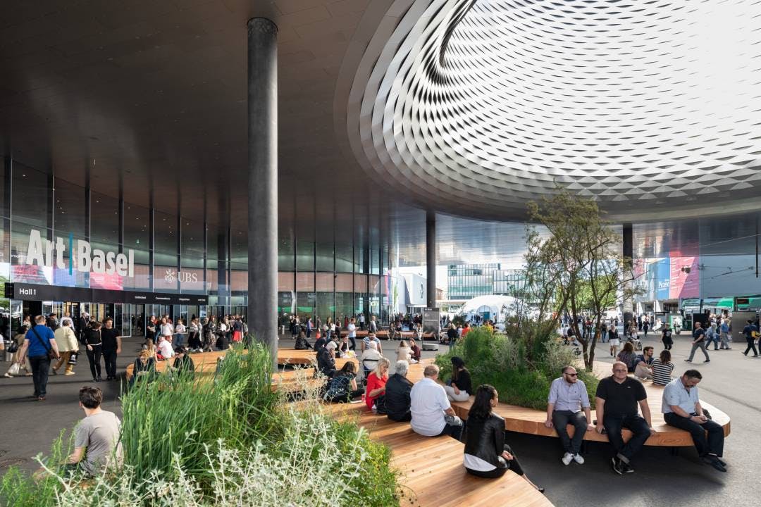 Messegebäude von Herzog & de Meuron, hier während der Art Basel.