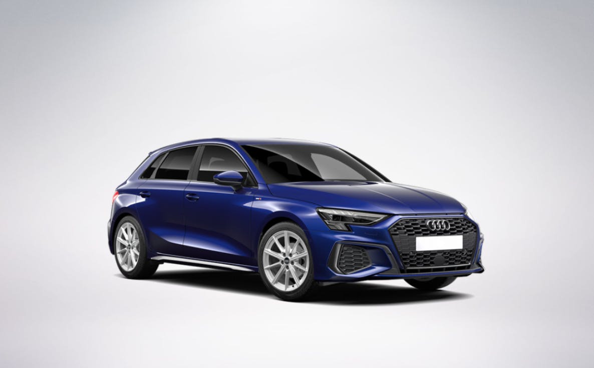 Der Audi A3 überzeugt durch sein sportliches Auftreten und sein dynamisches Fahrverhalten.