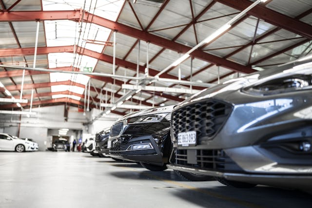 Qu'il s'agisse d'une petite voiture, d'un SUV, d'un van ou d'une limousine. Essence, diesel, hybride ou électrique. Il y en a pour tous les goûts.