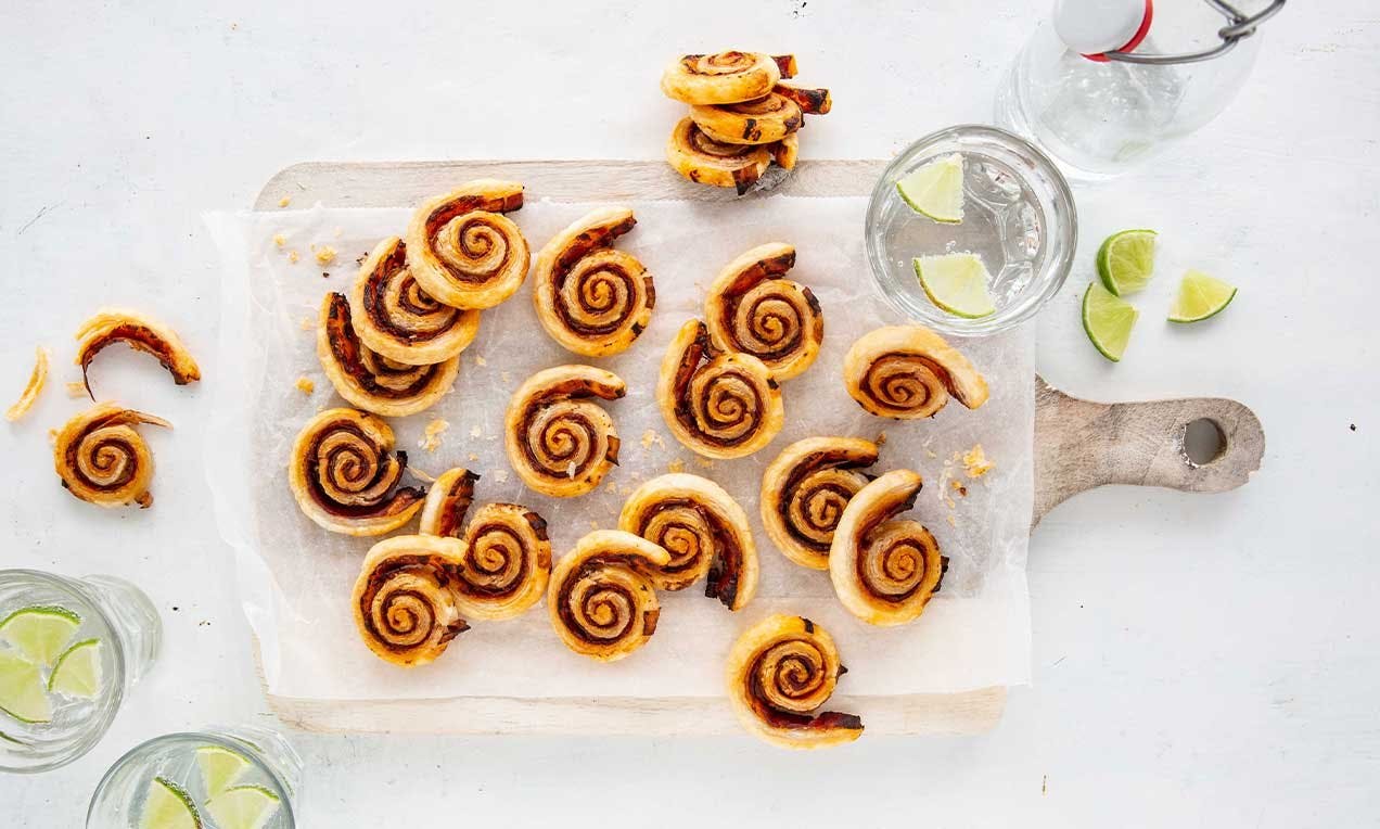 Envie de salé? Les escargots au lard, à la tomate et à la vanille surprendront tes invités à l'apéro.