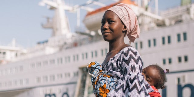Grâce à Mercy Ships, les plus démunis peuvent bénéficier d’opérations gratuites.