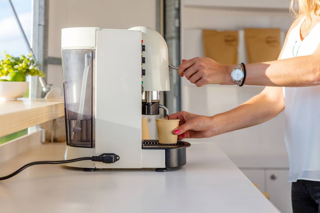 …und der Kaffeemaschine verbraucht.