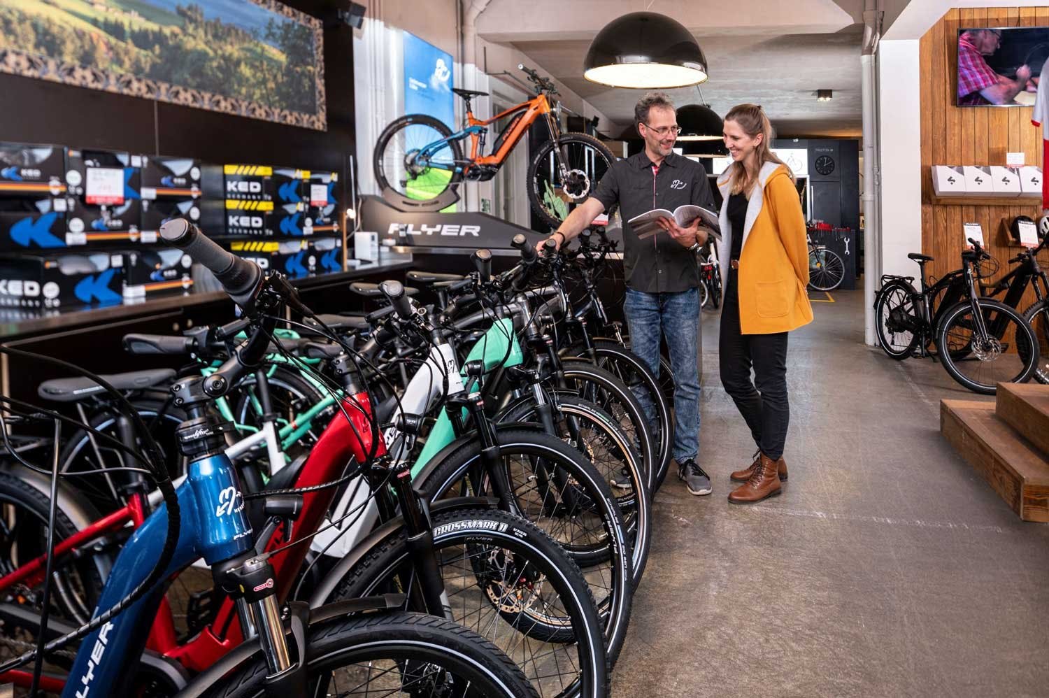 Du profitierst von einem Werkstatt-Service, der sich um jedes deiner Anliegen kümmert.