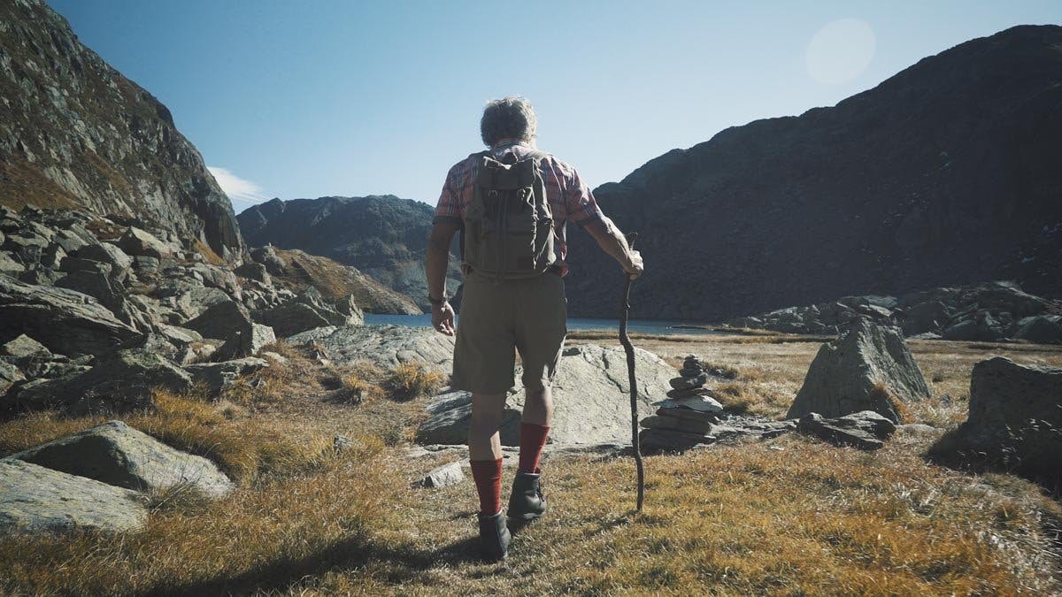 Wer über Stock und Stein wandert, braucht ein gutes Gleichgewichtsgefühl.
