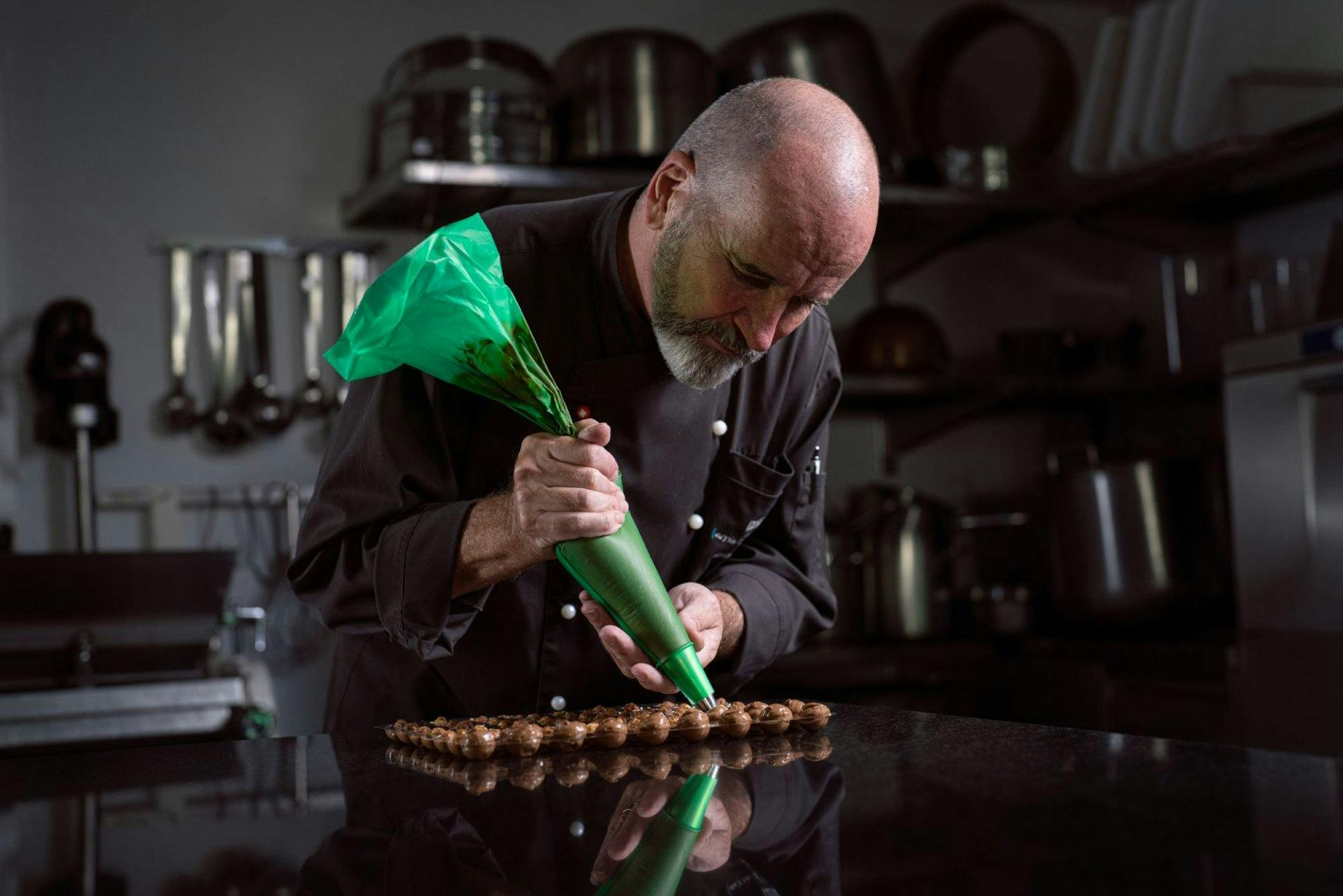 Mit viel Liebe und Handarbeit entstehen in der Manufaktur Nobile wahre Schokoladenträume.