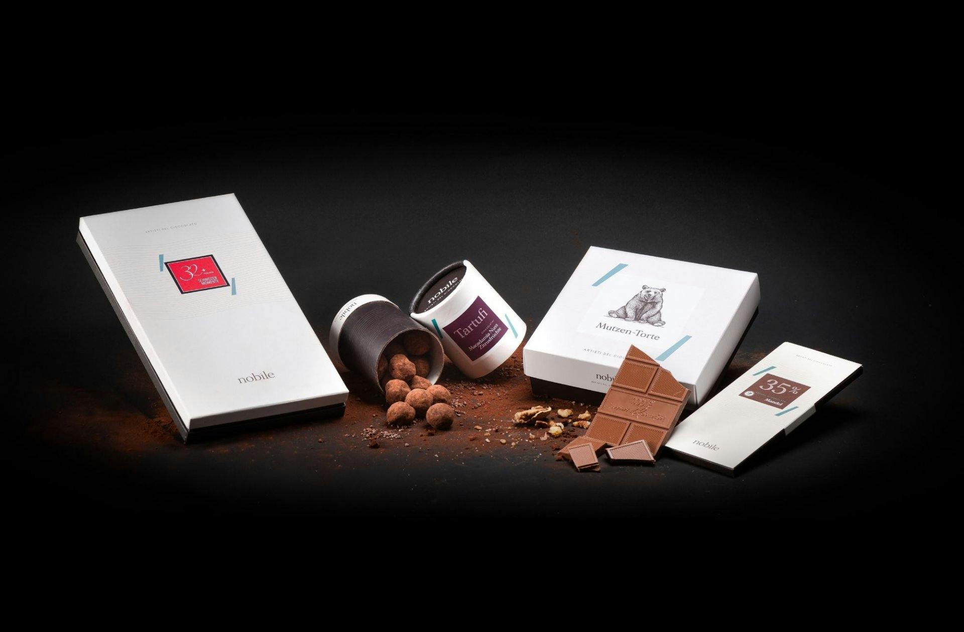 Edelste Schokolade in From von Pralinen, Tartufi, Tafelschokolade und auch als Torte.