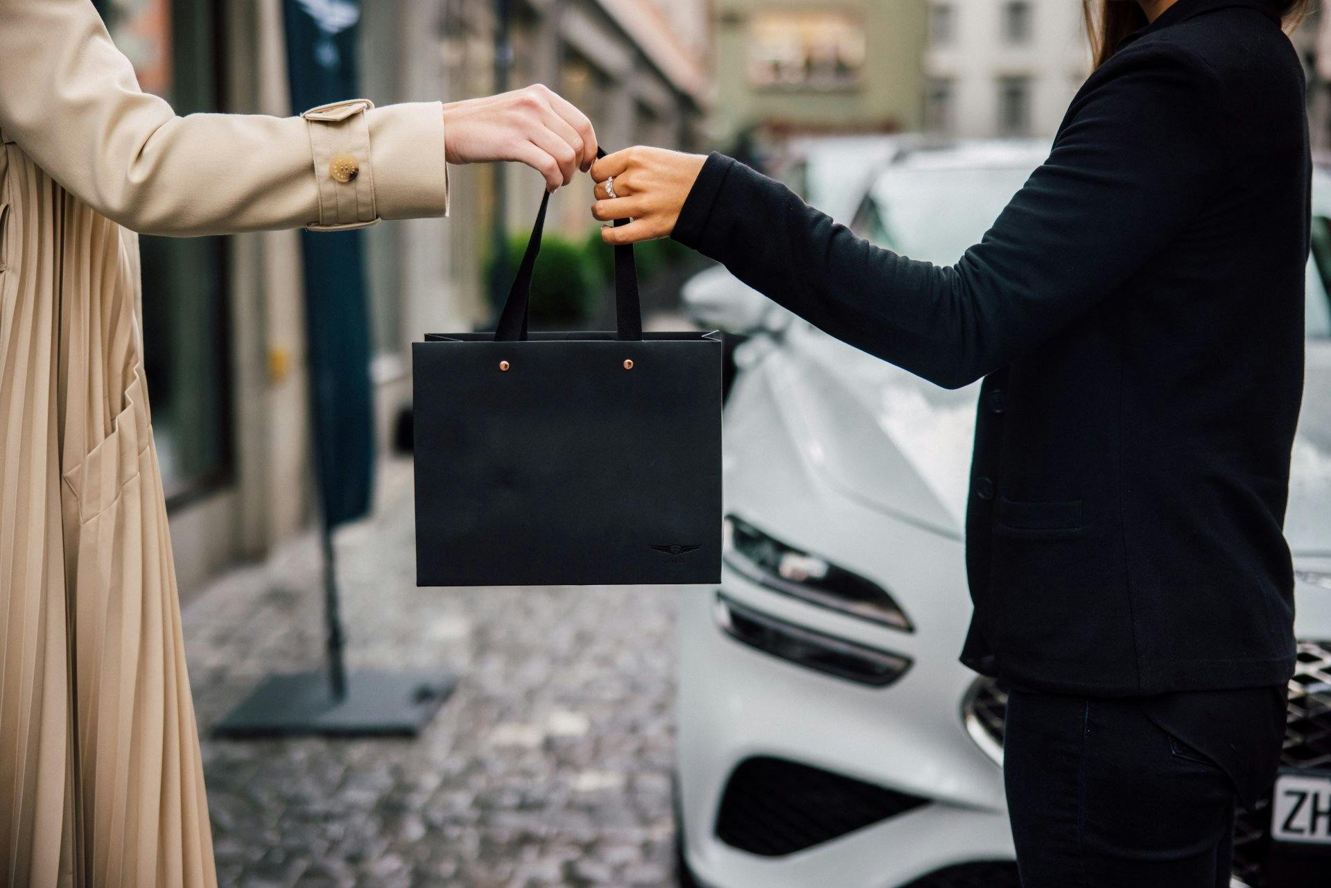 Genesis-Service: 
Der Genesis Personal Assistant setzt alles daran, die Kundenerfahrung so angenehm und einfach wie möglich zu gestalten.