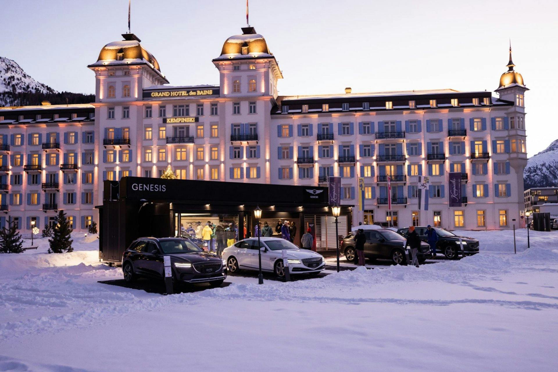 Entdecke Genesis bei einem Event in deiner Nähe. Im Bild: Genesis am White Turf in St. Moritz.