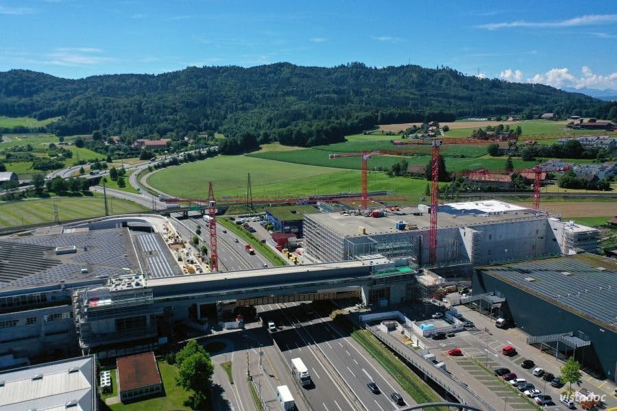 Eine Verbindung, die Sinn ergibt: Das Shoppyland mit dem OBI-Fachmarktcenter.