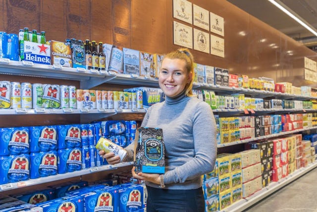 Xenia Steiner è responsabile dell’assortimento di birre presso Coop e in questa intervista ci consiglia le migliori birre senz’alcol.