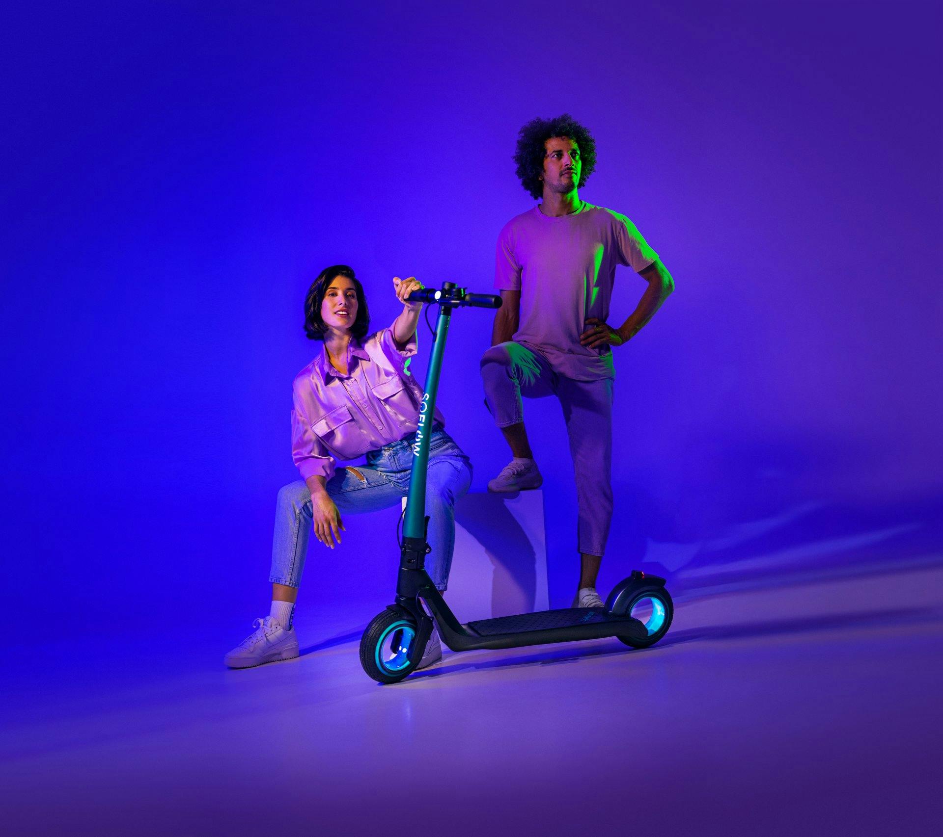 Le scooter électrique de la start-up suisse SoFlow attire l'attention grâce à ses roues Donut.