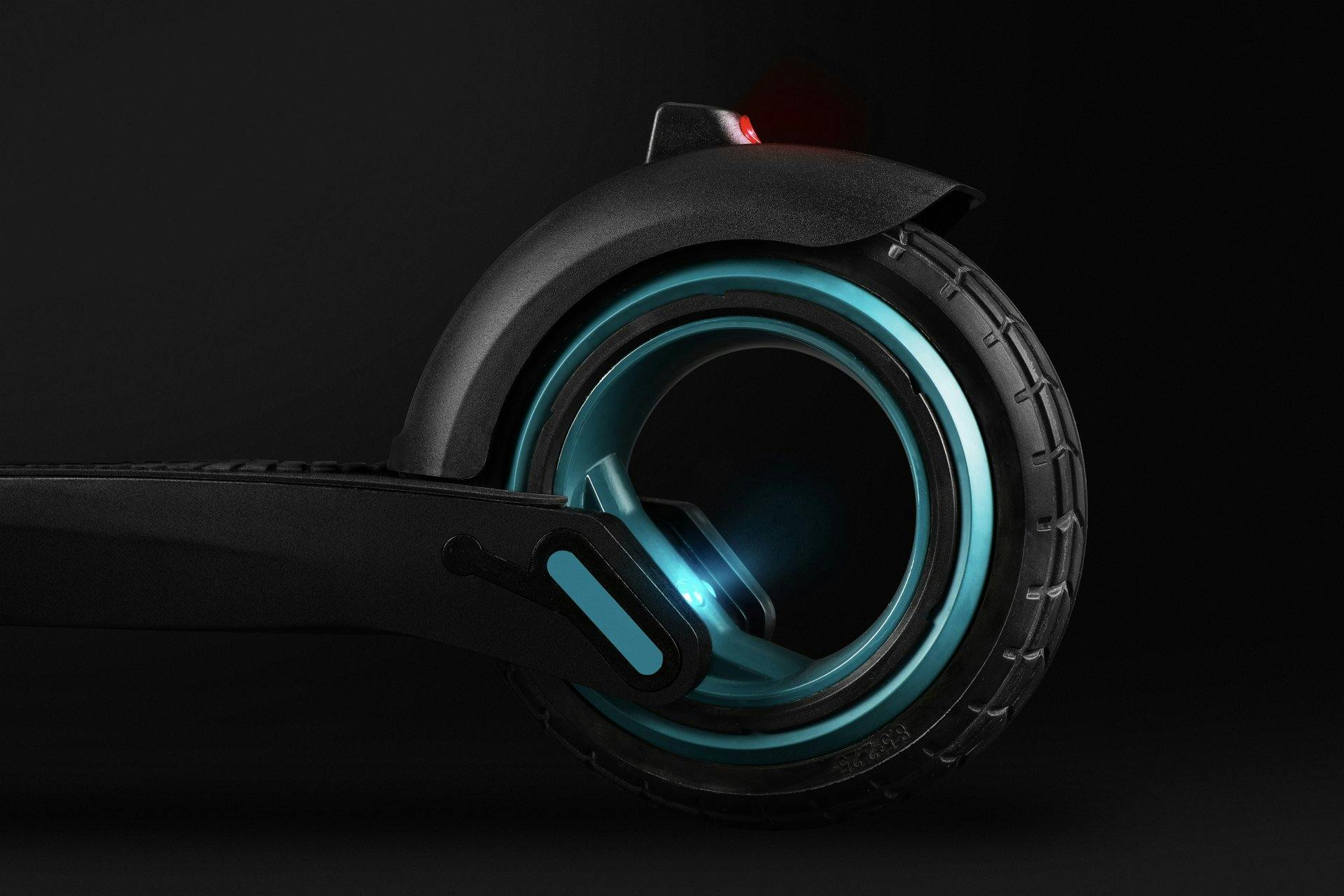 Les roues novatrices Donut avec lumières intégrées font leur effet.